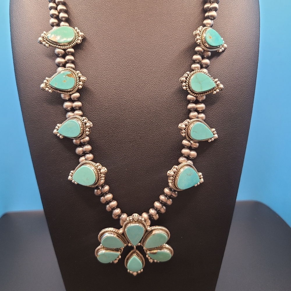 Squash blossom neklace
